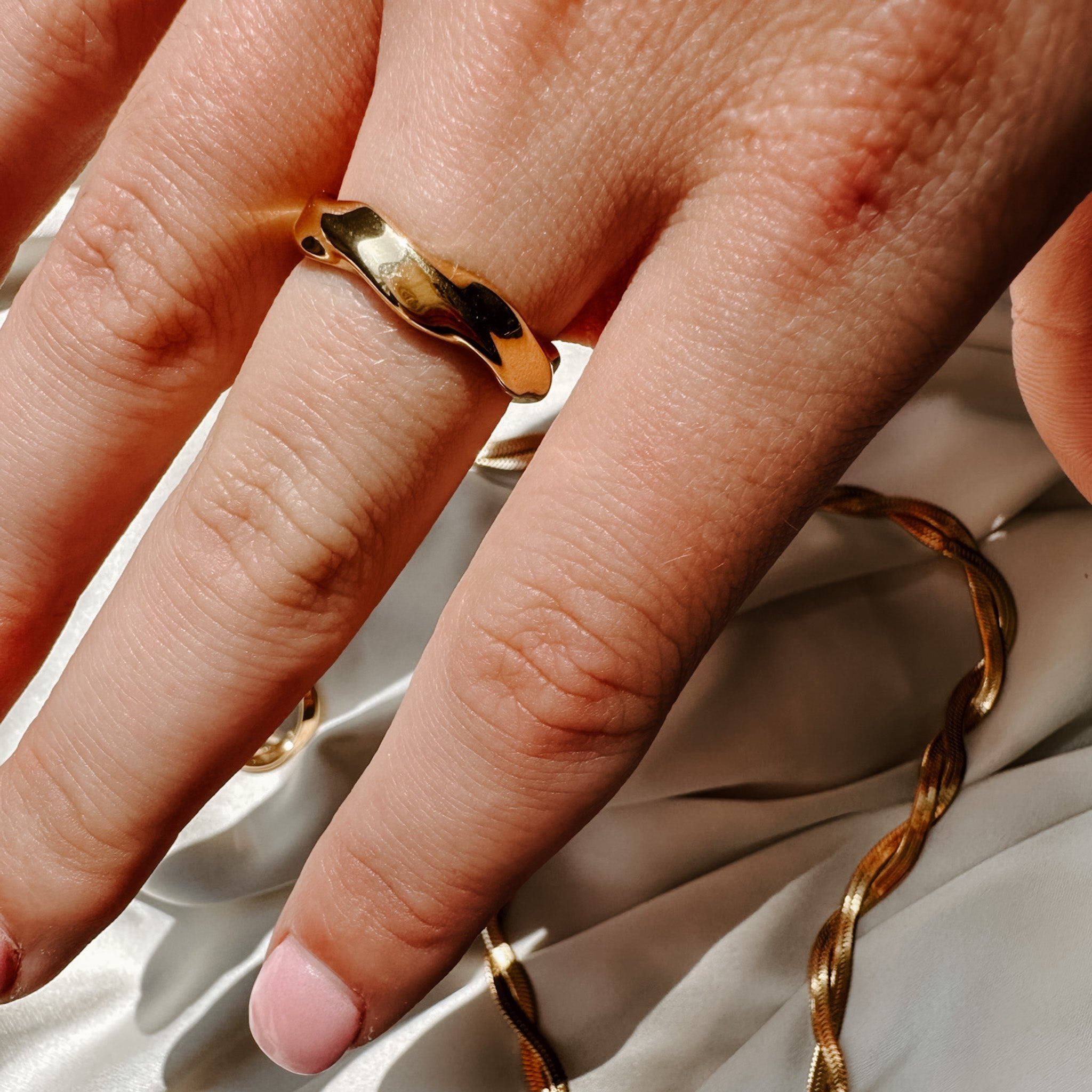 RINGS