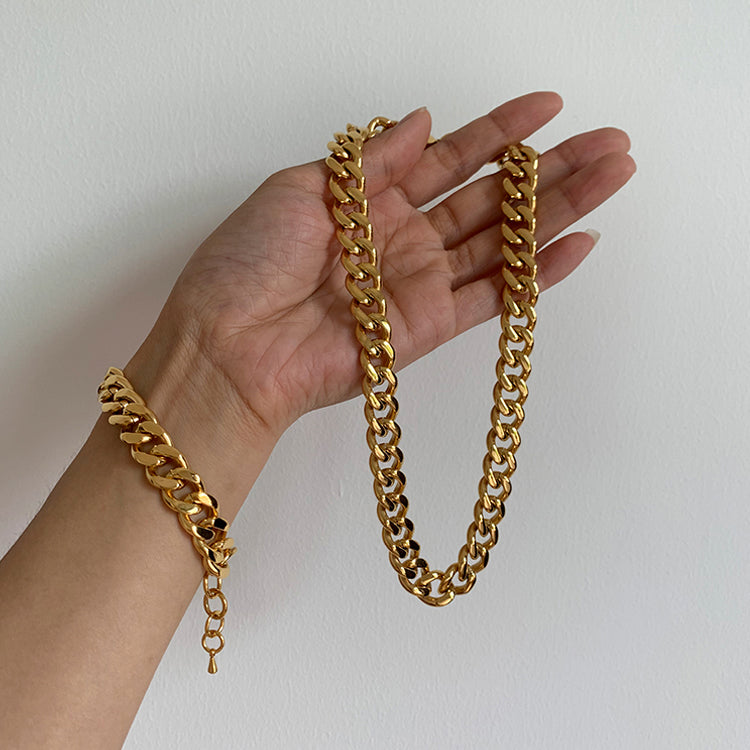 18K Gold Plated Chunky Cuban Chain Necklace